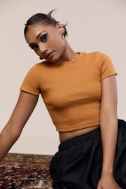 crew neck crop top - Yellow - Image 3