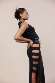 V neck Front Open Top - Black - Image 3