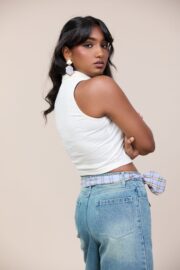 Semi Crop top with Collar - Off White - Image 4